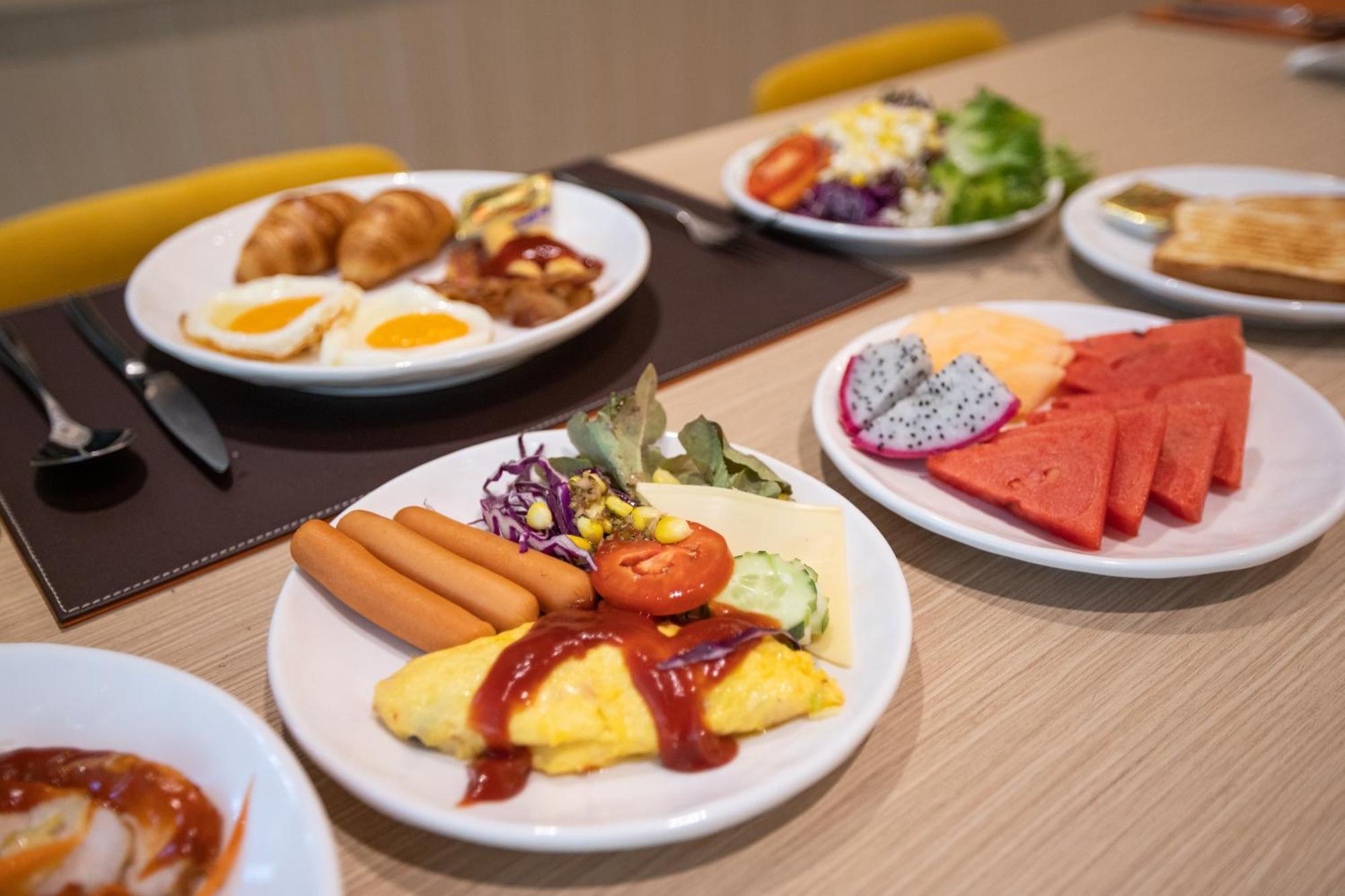 Parkroyal Suites Bangkok Kültér fotó