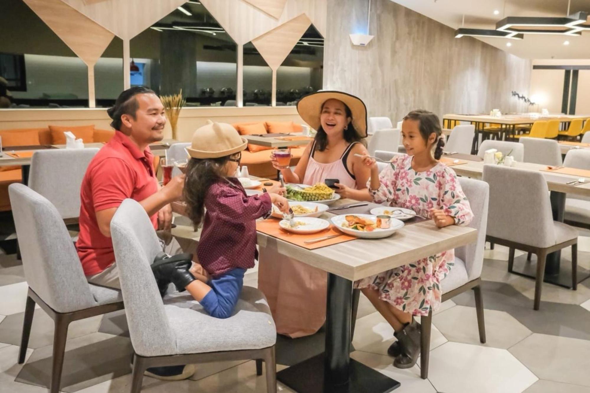 Parkroyal Suites Bangkok Kültér fotó